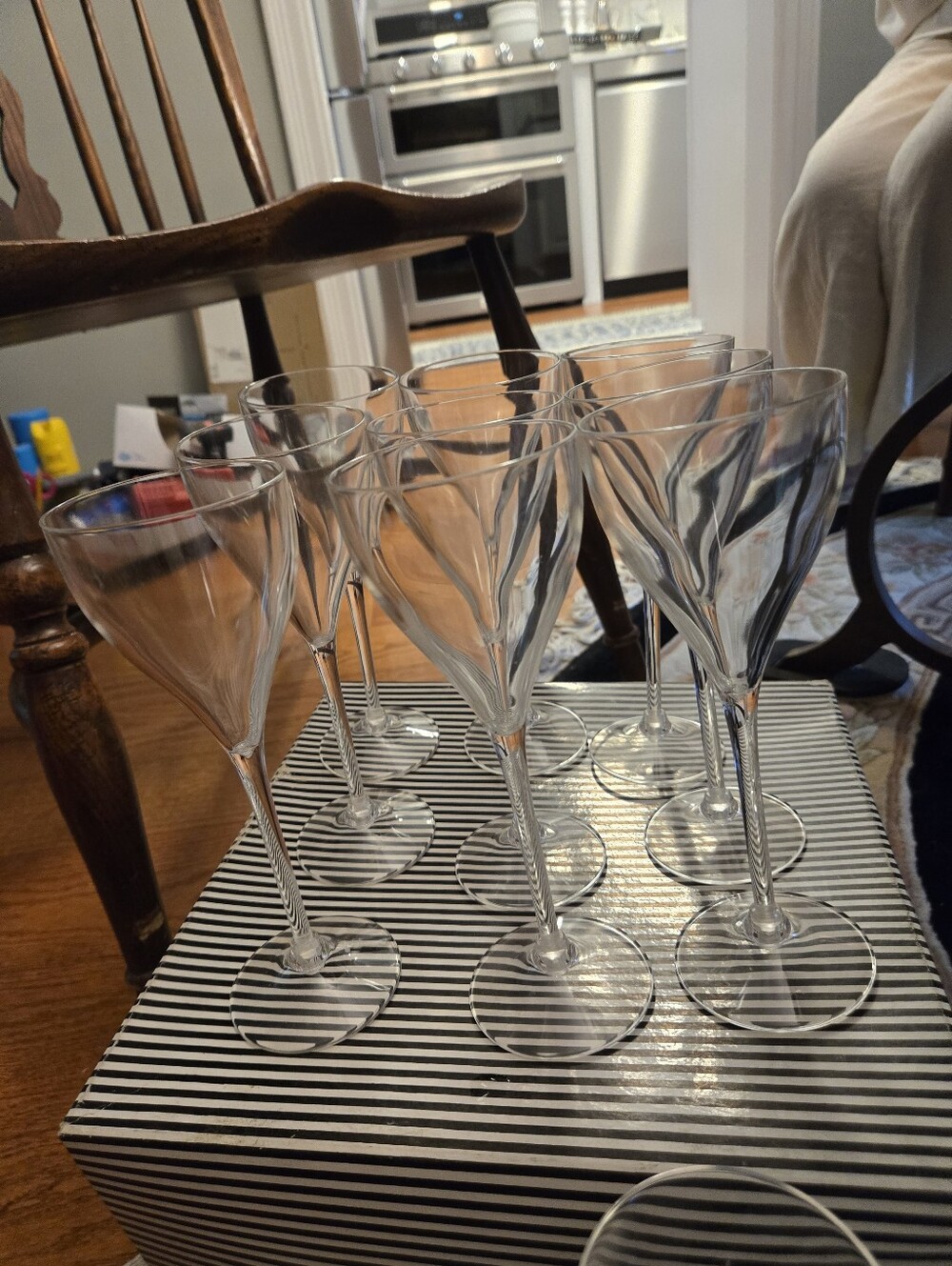 Clear Crystal Plastic Wine Glasses - Set of 12